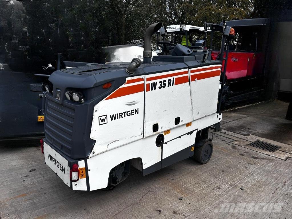 Wirtgen W 35 RI ماكينات الكشط البارد للأسفلت