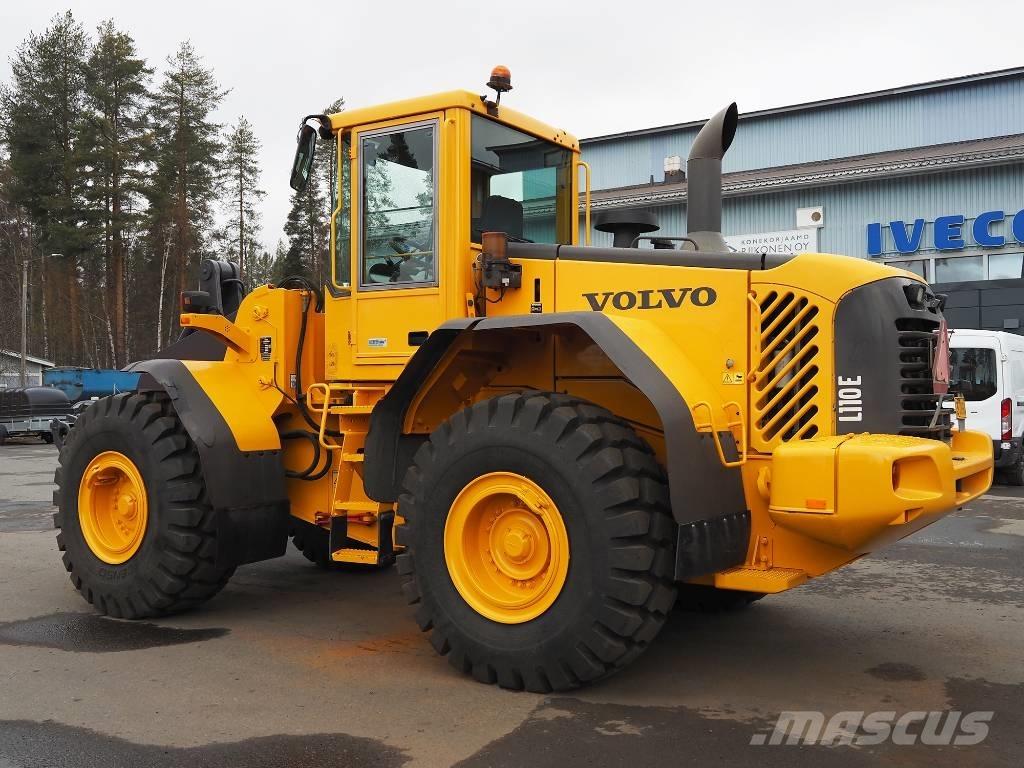 Volvo L 110 E لوادر بعجل