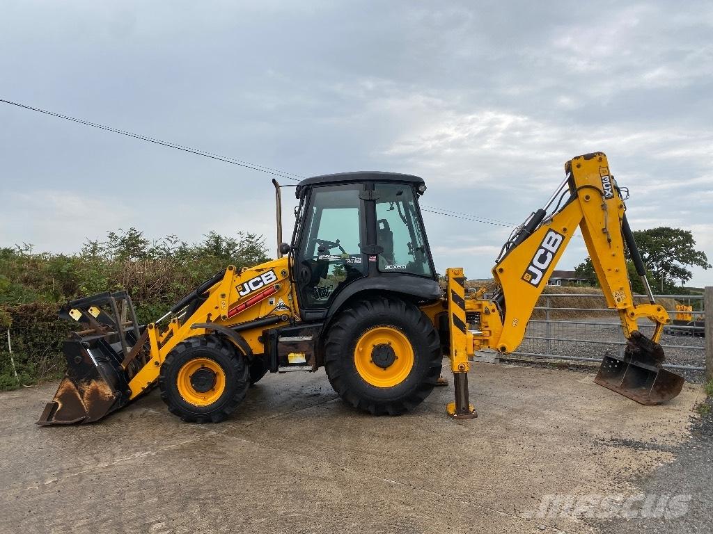 JCB 3 CX Contractor لوادر ذات جرافات عكسية