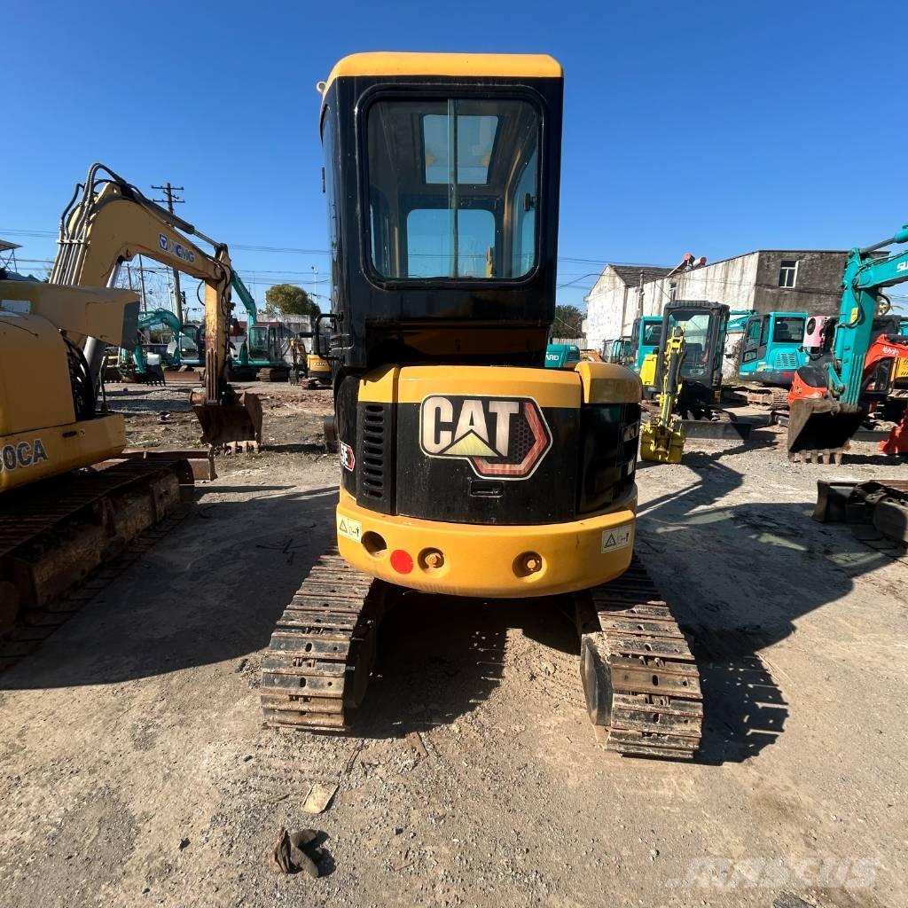 CAT 305.5 E حفارات زحافة
