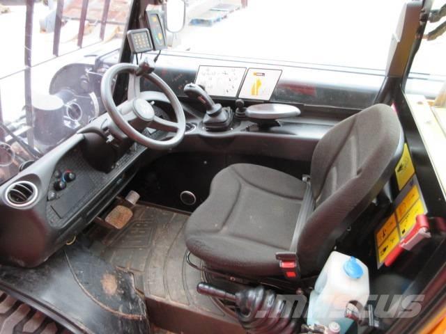 JCB 520-40 مناولات متداخلة