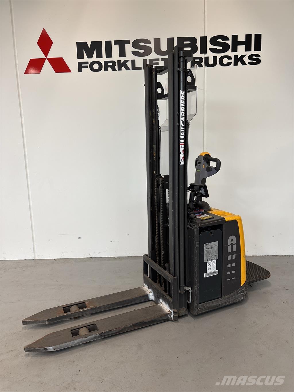 Atlet PSP125 شاحنات مناولة ذاتية الدفع