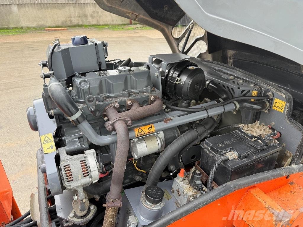 Hamm HD 12 VV مداحل ثنائية الاسطوانة