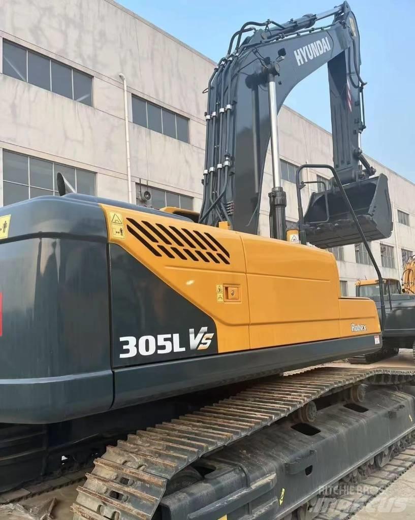 Hyundai 350 L VS حفارات زحافة