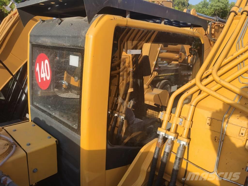 Komatsu PC 350-8 حفارات زحافة