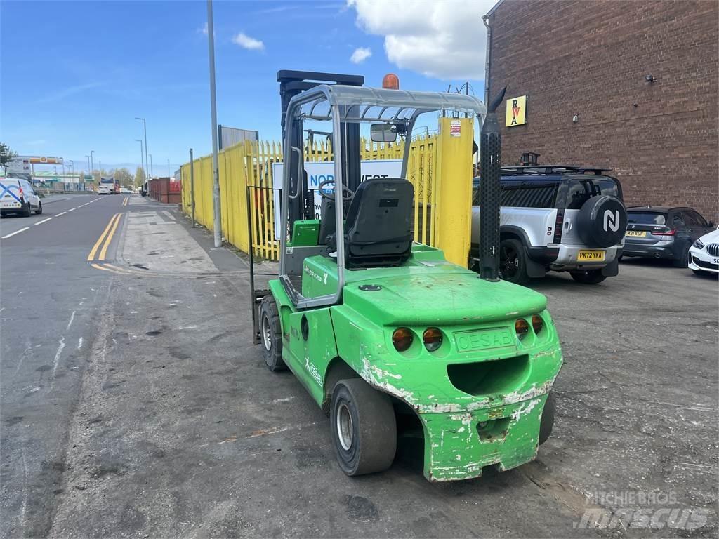 Cesab Drago H350 شاحنات الديزل