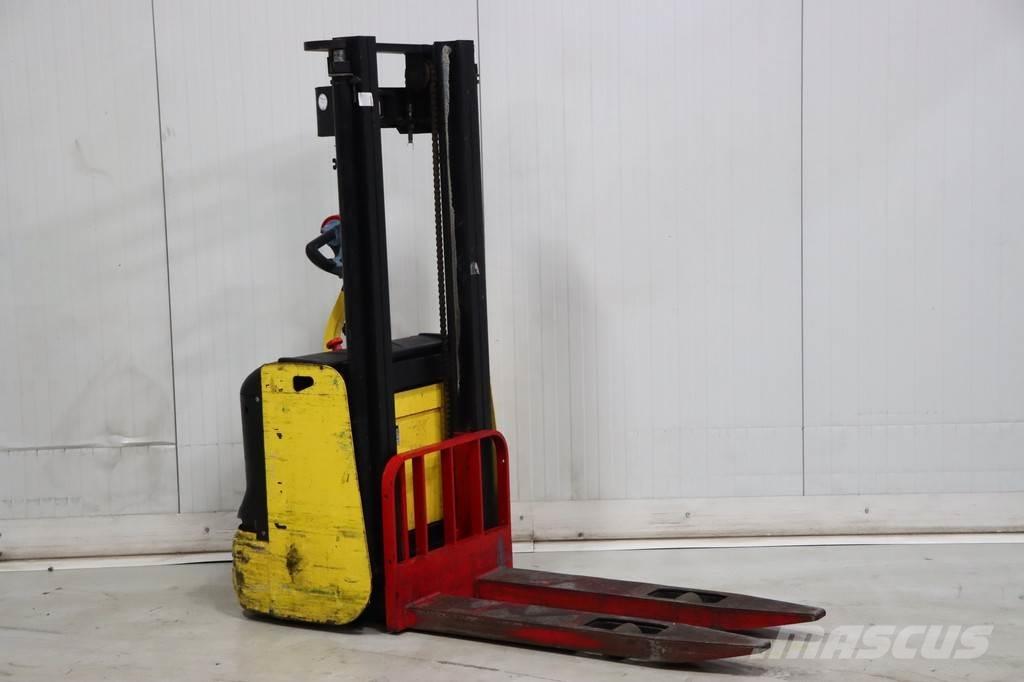 Hyster S1.0 AC معدات التكديس الجوالة