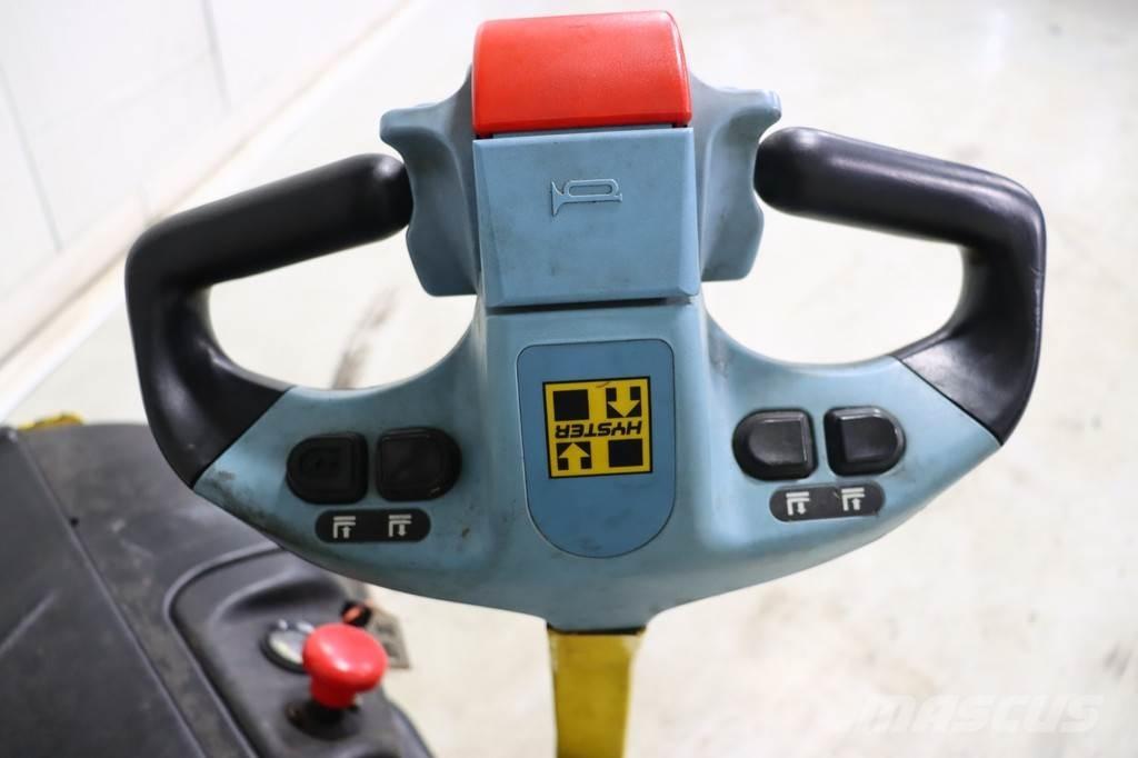 Hyster S1.0 AC معدات التكديس الجوالة