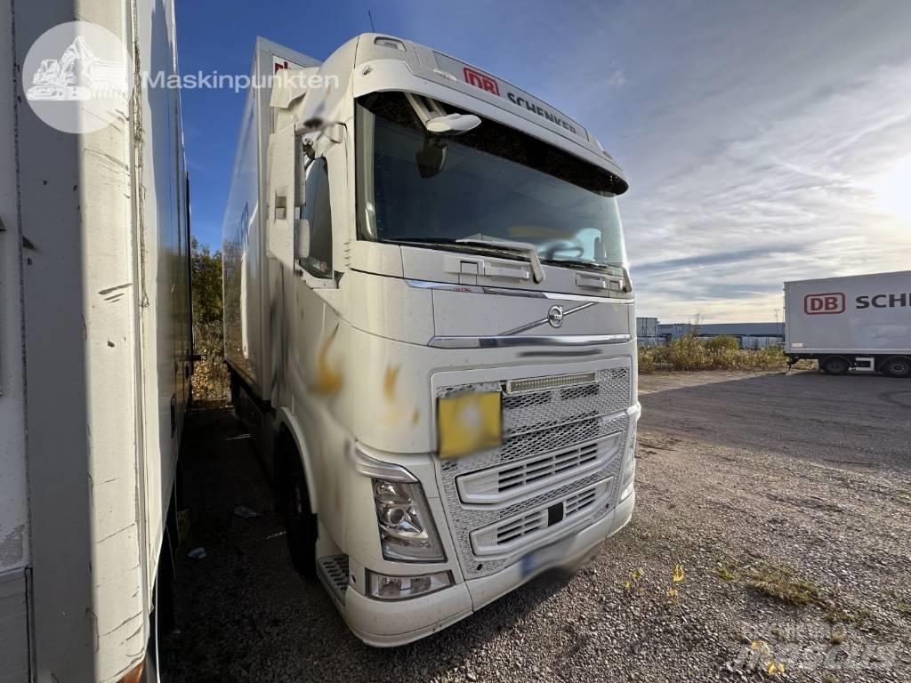 Volvo FH 540 شاحنات ذات هيكل صندوقي