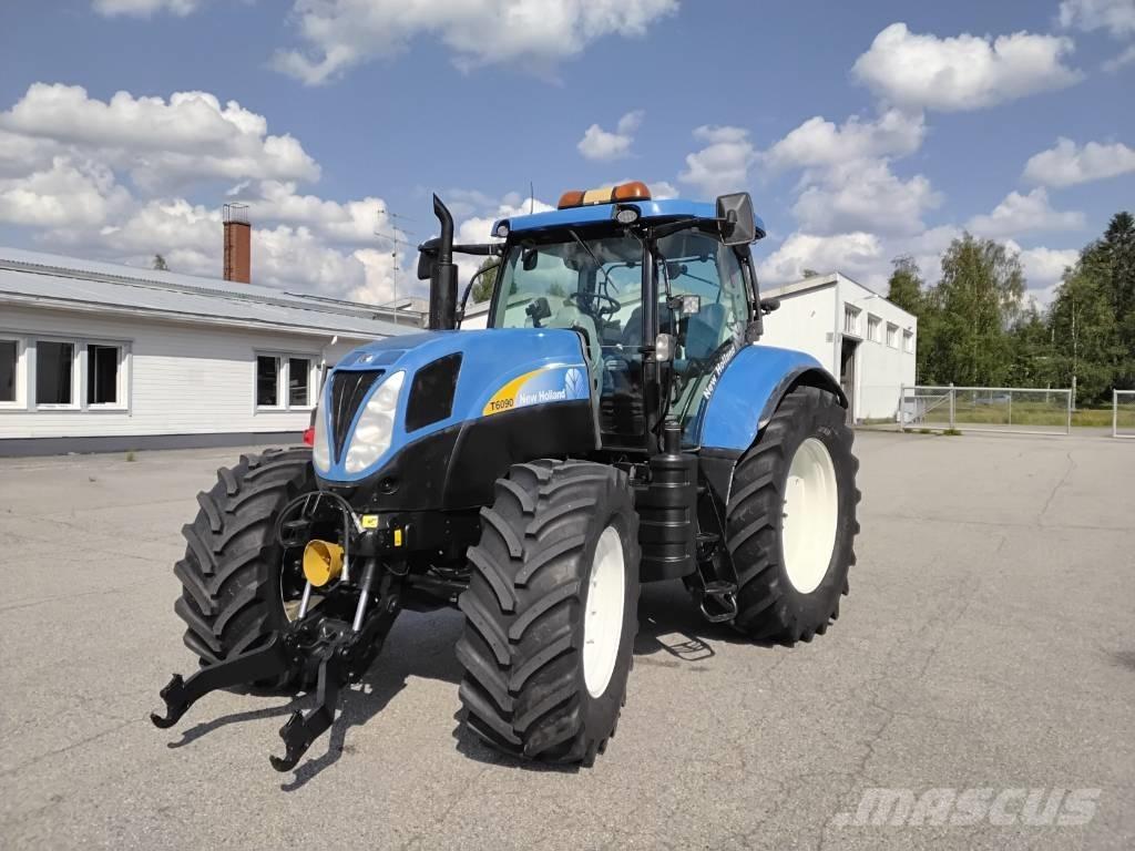 New Holland T6090 الجرارات