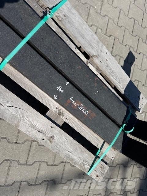 Linde 2400 MM شوكات