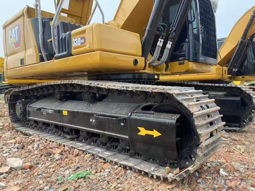 CAT 330GC حفارات زحافة
