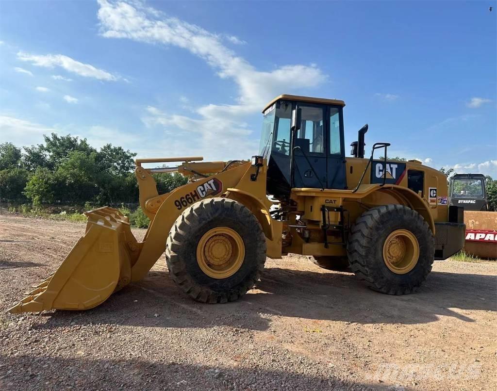 CAT 966H لوادر بعجل