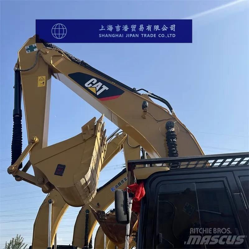 CAT 320 D حفارات زحافة