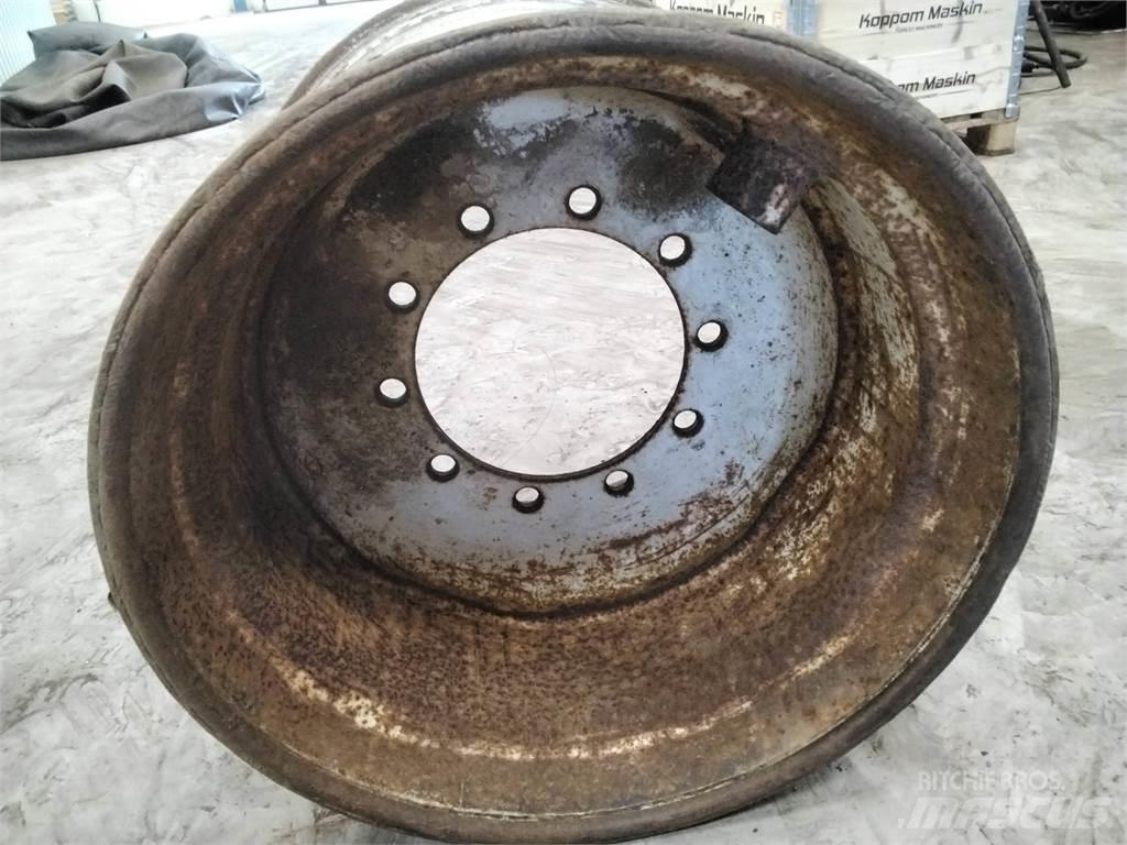 Valmet 836 20x26,5 الإطارات والعجلات والحافات