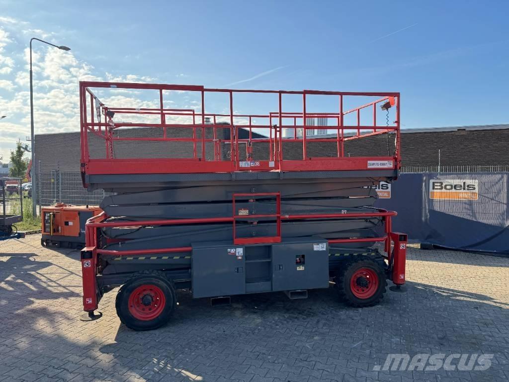 SkyJack 9250RT رافعات مقصية الشكل