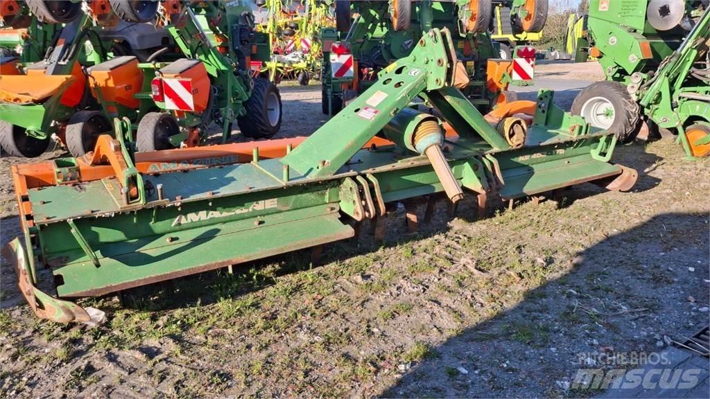 Amazone KE 403/170 الكاسحات وقلابات التربة ذات المحركات