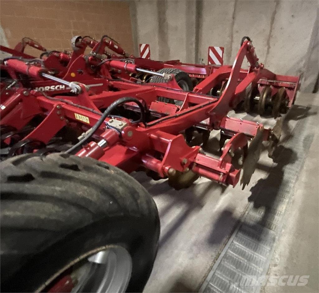 Horsch Joker 6RT زحافات ساحقة