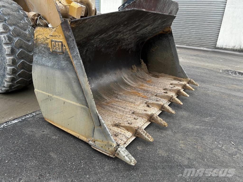 CAT CAT 950H لوادر بعجل