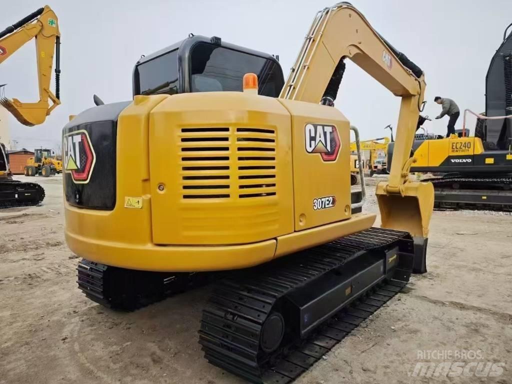 CAT 307E حفارات زحافة