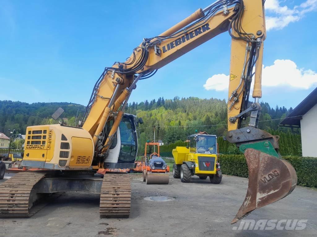 Liebherr R 924 حفارات زحافة