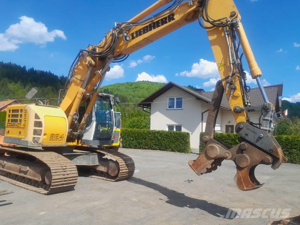Liebherr R 924 حفارات زحافة