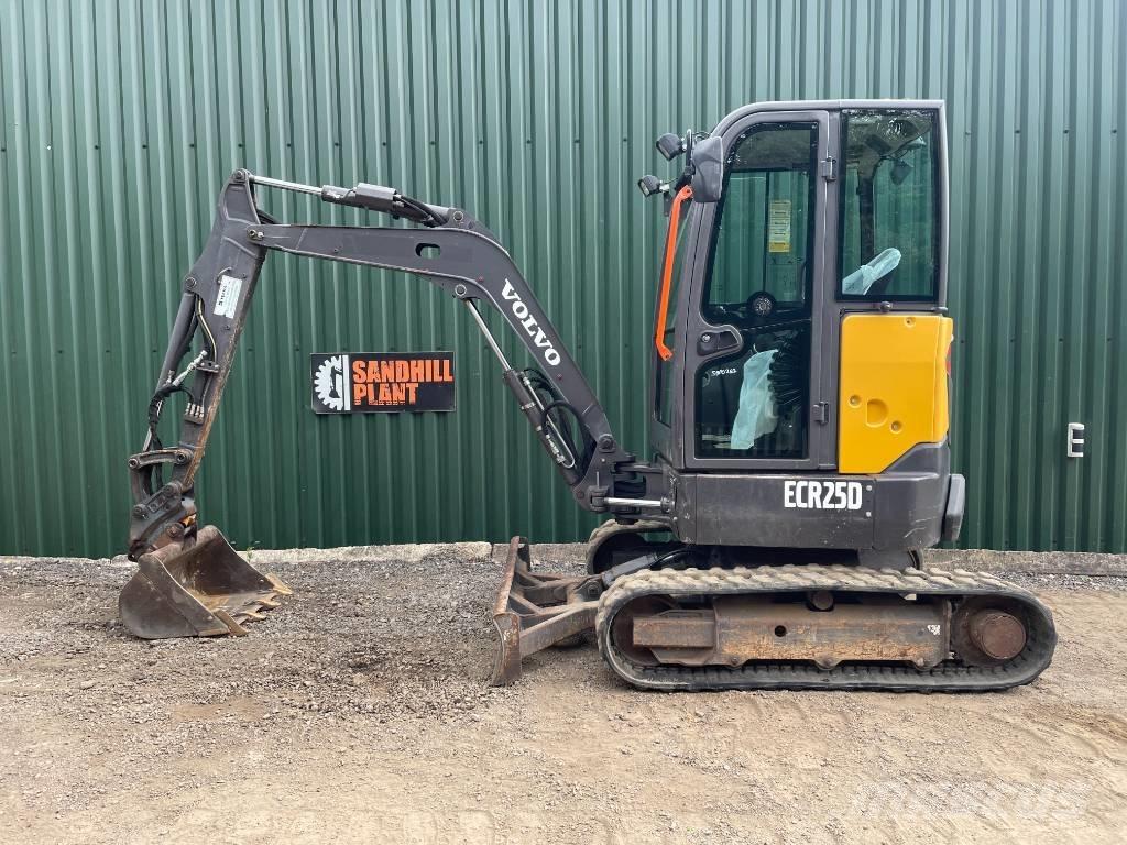 Volvo ECR 25 D حفارات صغيرة أقل من 7 طن (حفارات صغيرة)