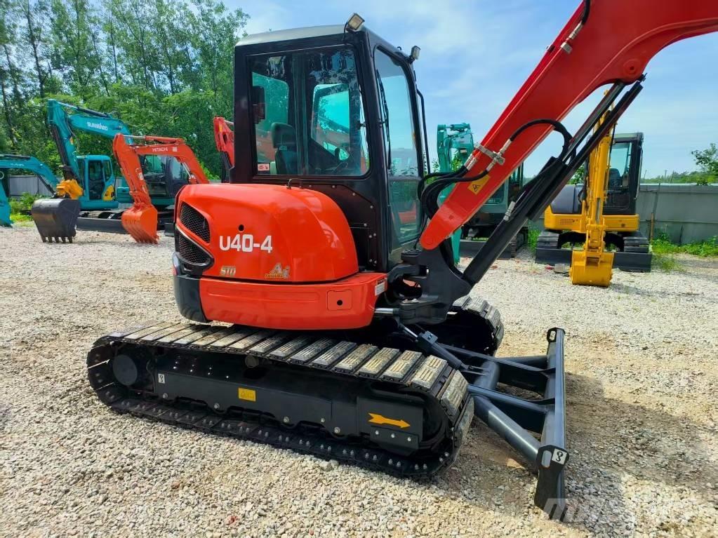 Kubota U 40 حفارات صغيرة أقل من 7 طن (حفارات صغيرة)