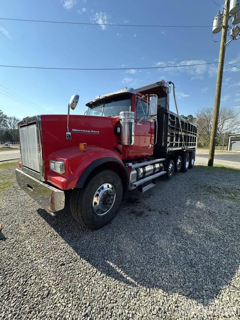 Western Star 4900 FA شاحنات قلابة