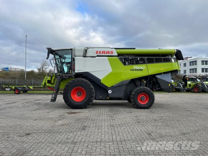 CLAAS LEXION 7500 حصادات