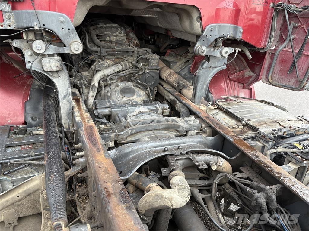 Scania R450 8x2/4 شاحنات بمقصورة وهيكل