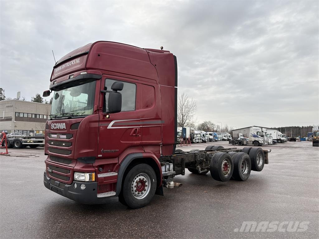 Scania R450 8x2/4 شاحنات بمقصورة وهيكل