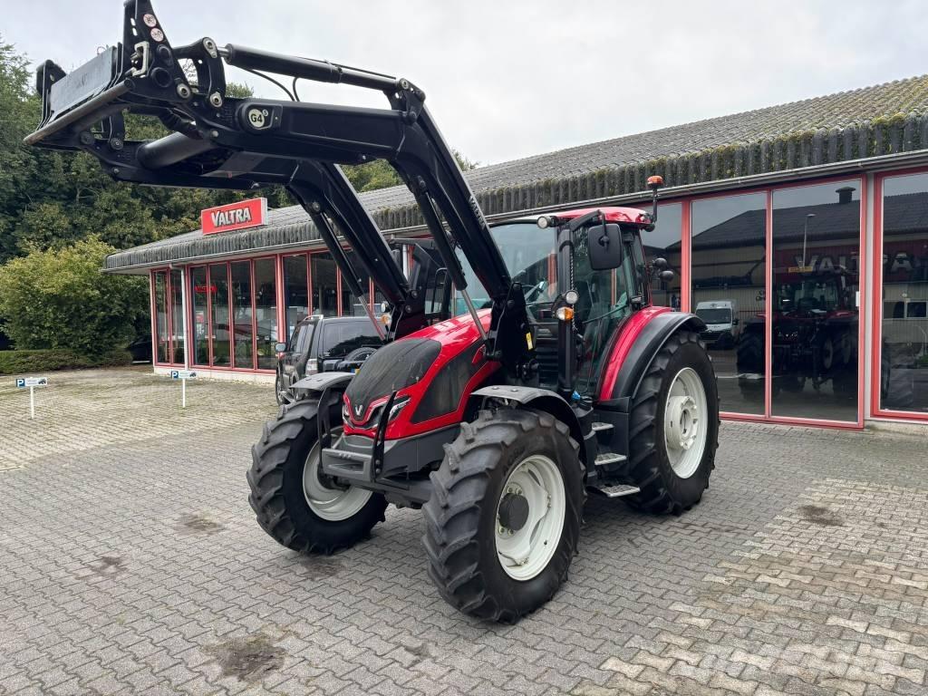 Valtra G105 H الجرارات