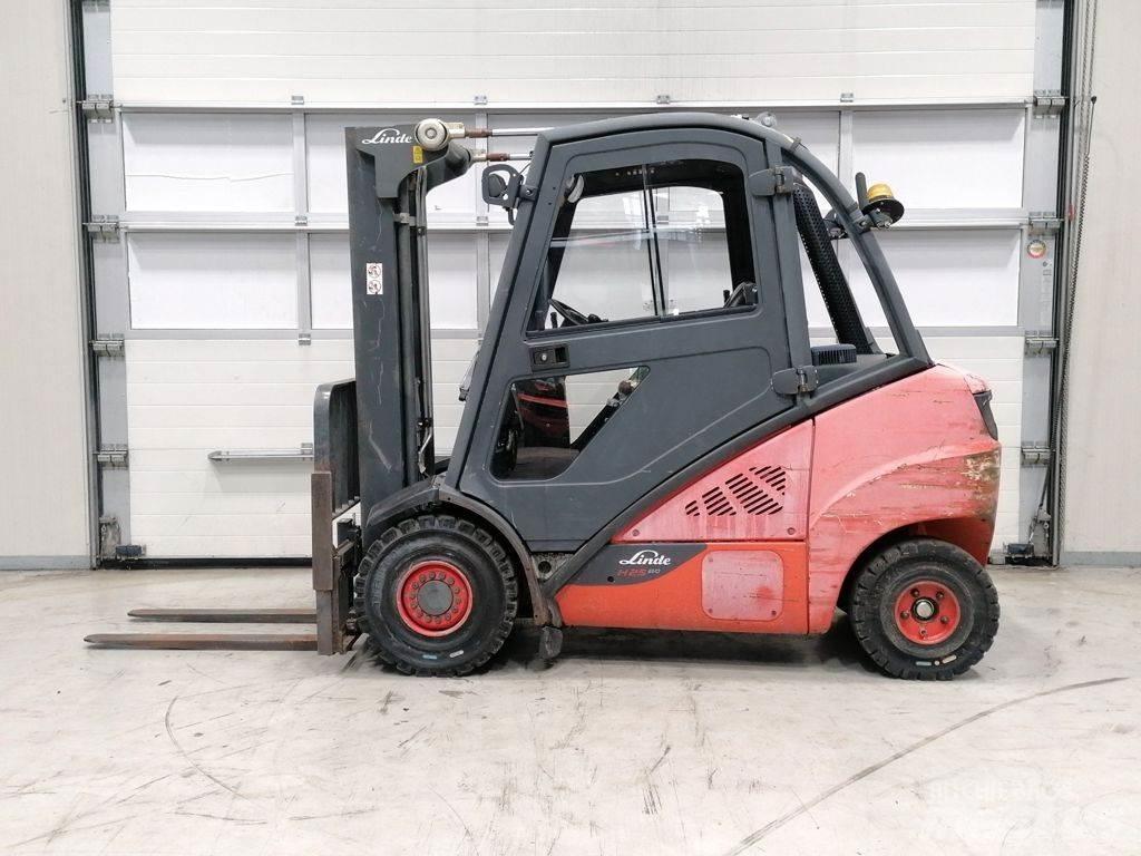 Linde H25D-02/600 شاحنات LPG