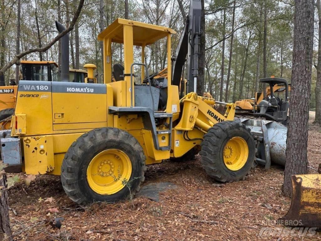 Komatsu WA 180-3MC لوادر بعجل