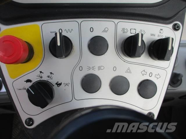 Bomag BW 177 D-5 مداحل أحادية الأسطوانة