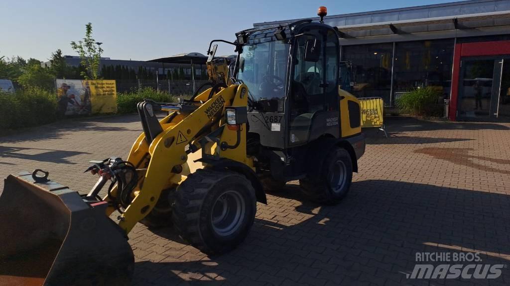 Wacker Neuson WL32 لوادر بعجل