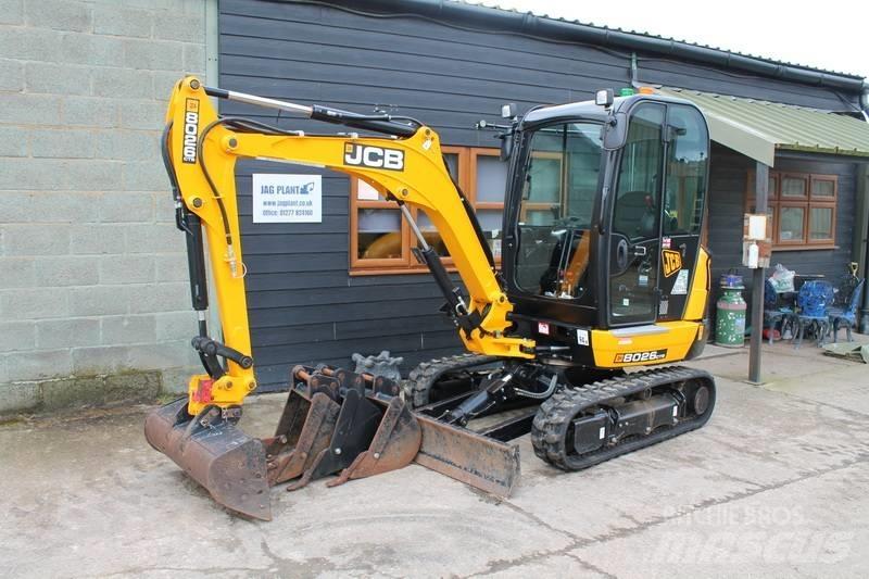 JCB 8026 CTS حفارات صغيرة أقل من 7 طن (حفارات صغيرة)