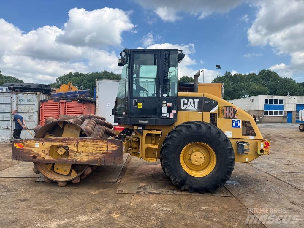CAT CP 533 E مداحل أحادية الأسطوانة