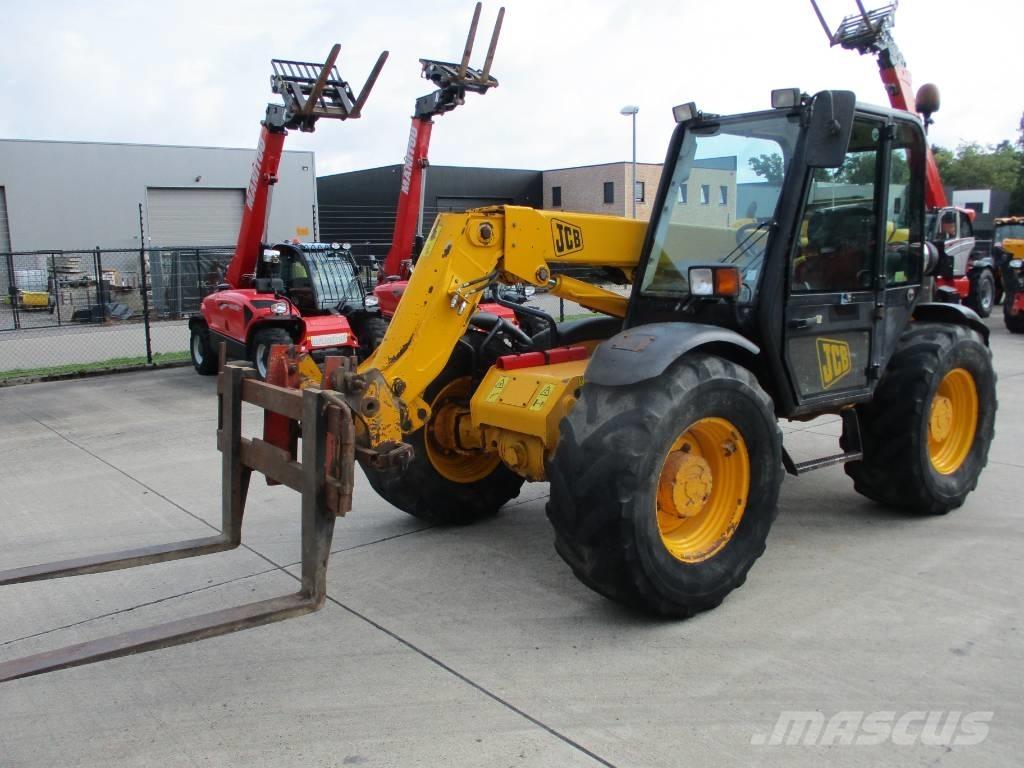 JCB 526 S (628) مناولات متداخلة