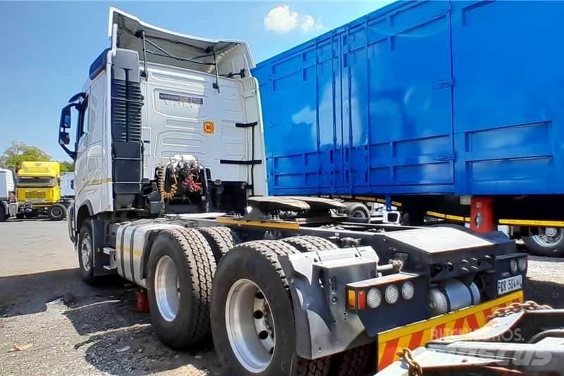Volvo FH 480 شاحنات أخرى
