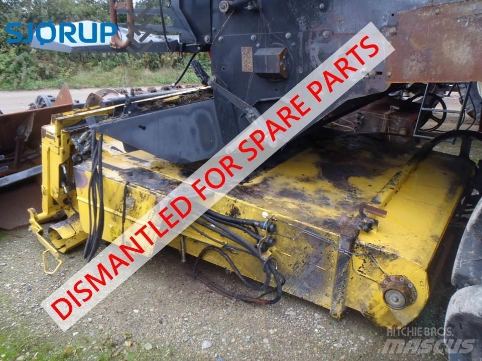 New Holland CX8090 الجرارات