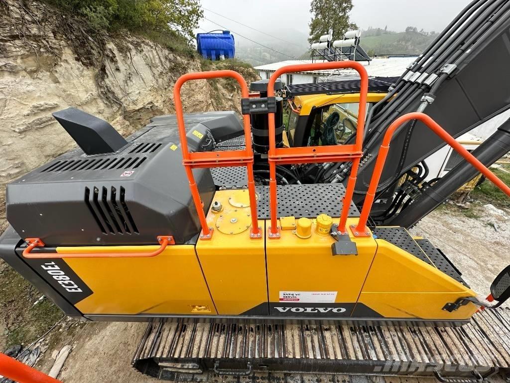 Volvo EC 380 EL حفارات زحافة