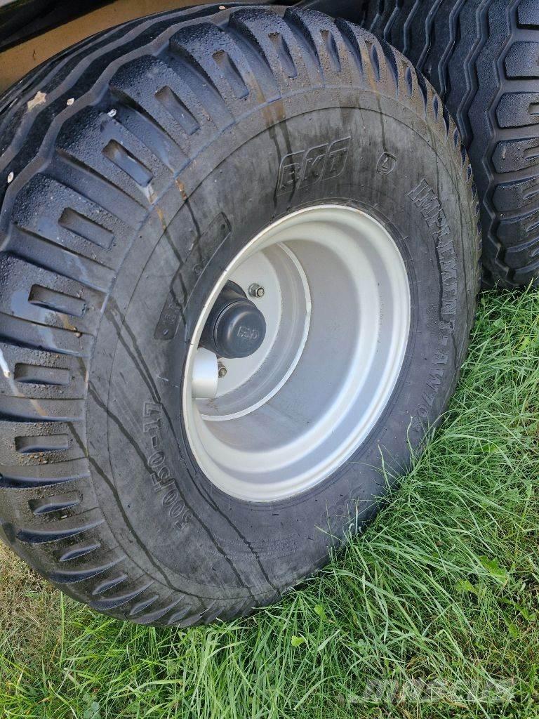 Bala Agri TK 1112 مقطورات قلابة