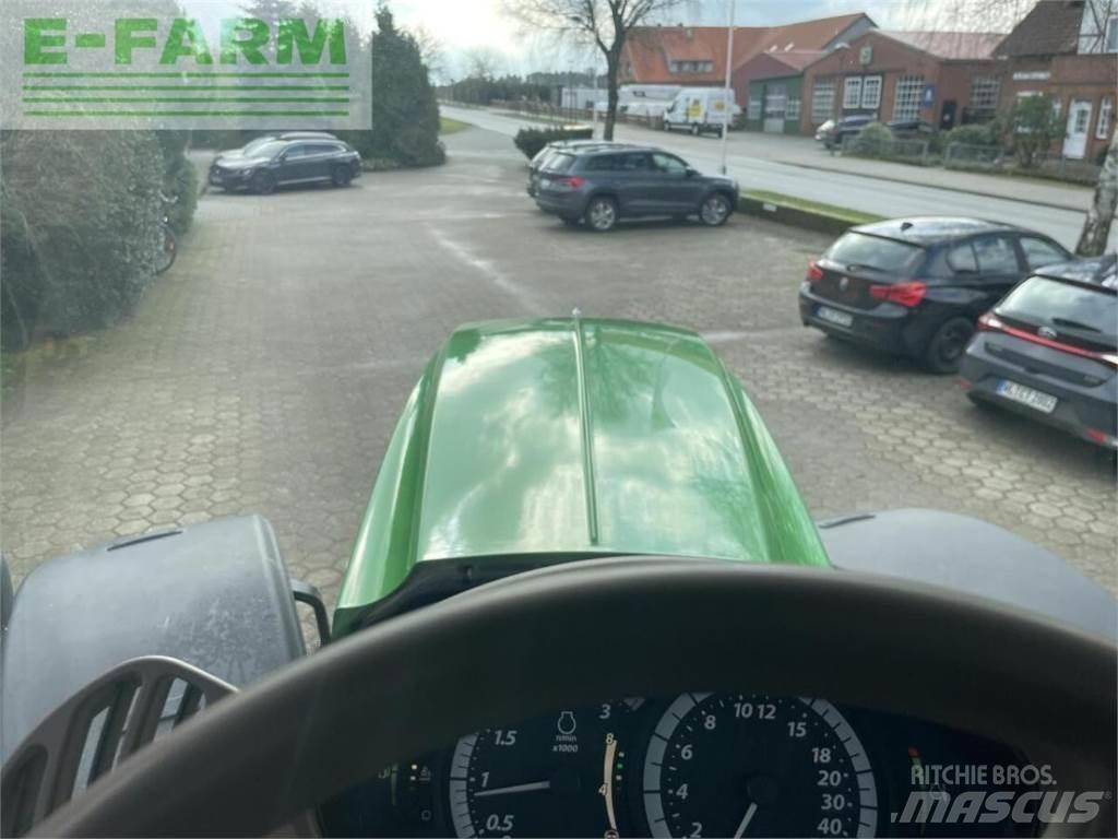 John Deere 6215r الجرارات