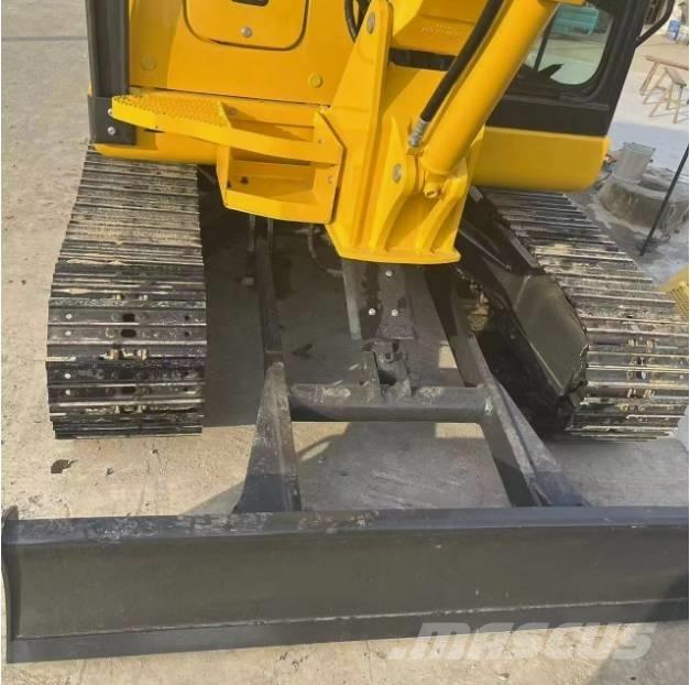 Komatsu PC56-7 حفارات صغيرة أقل من 7 طن (حفارات صغيرة)