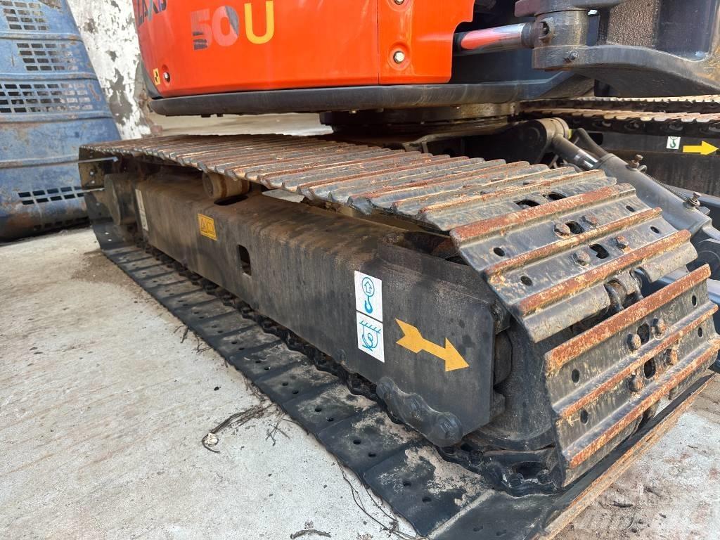 Hitachi ZX 50 U حفارات زحافة