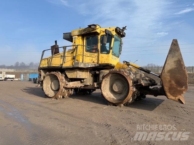 Bomag BC 572 RB مكابس المخلفات
