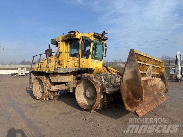 Bomag BC 572 RB مكابس المخلفات