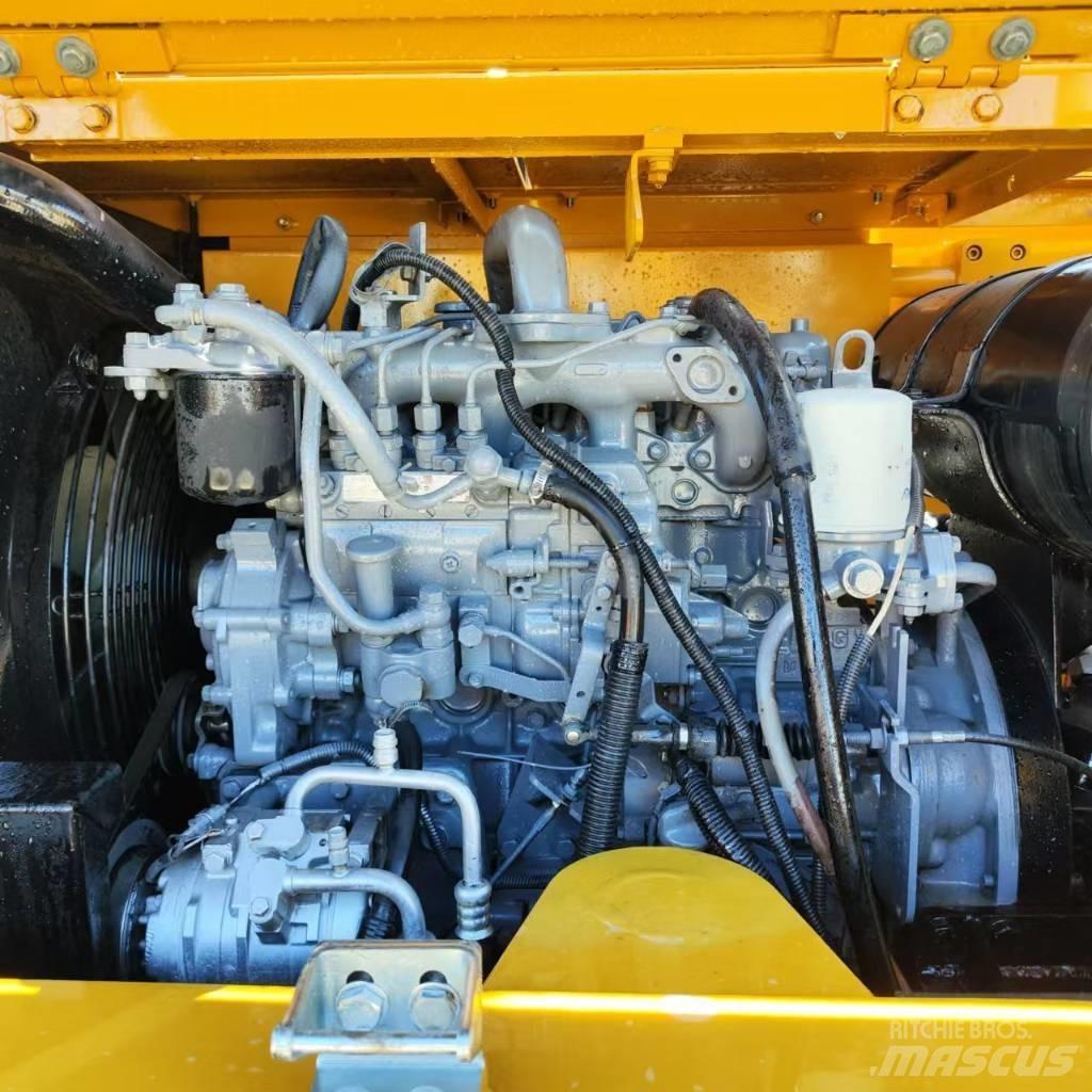 Sany SY 95 C حفارات زحافة